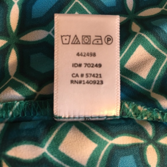 Loft Geometric Pattern Blouse - Picture 8 of 8